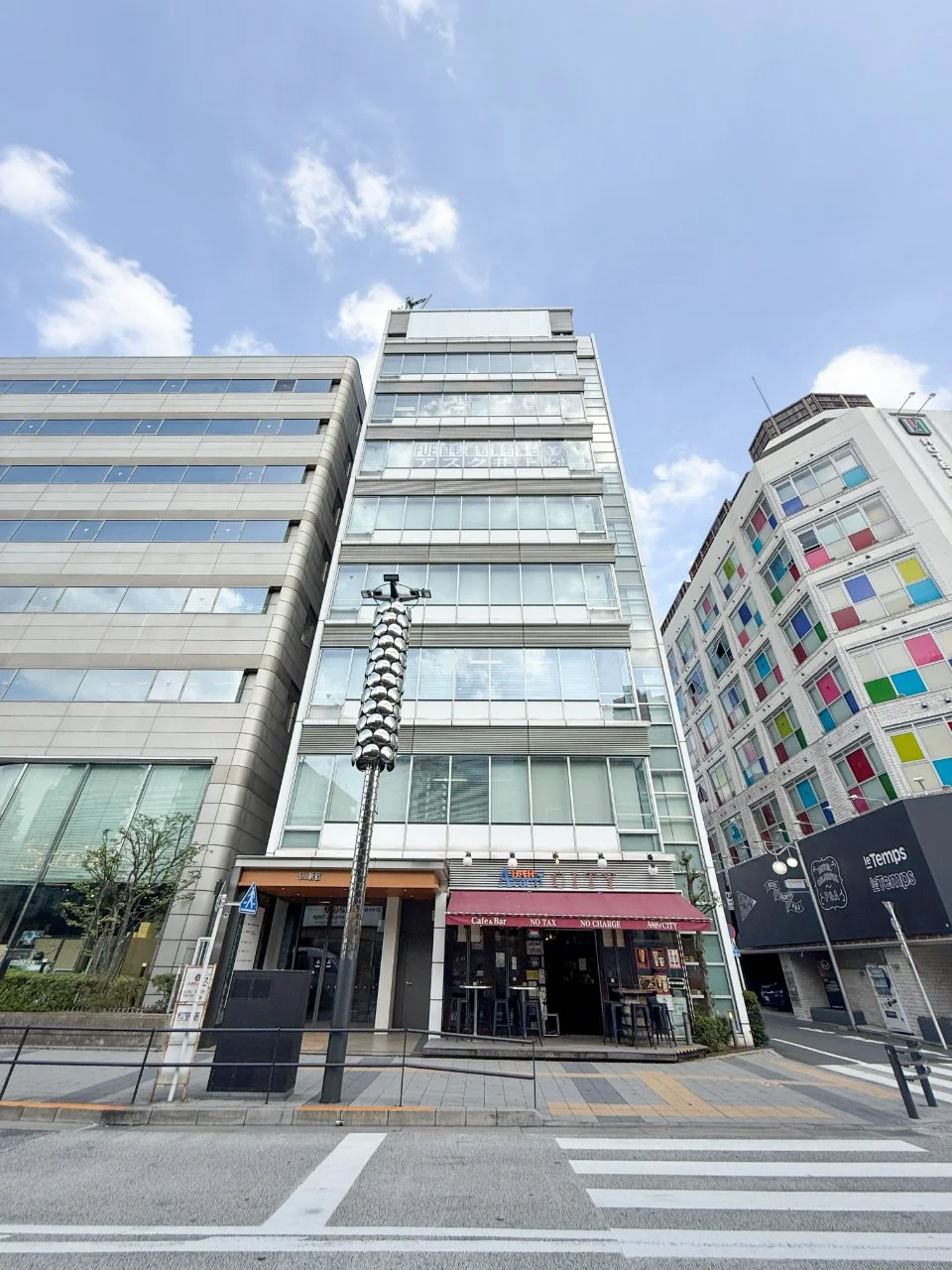 SIL新宿 4 オフィスビル外観 1