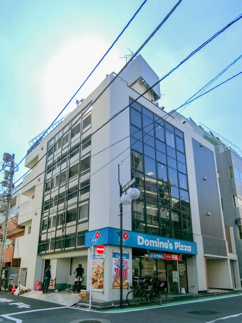 The Corner SHINJUKU 3 オフィスビル外観 1