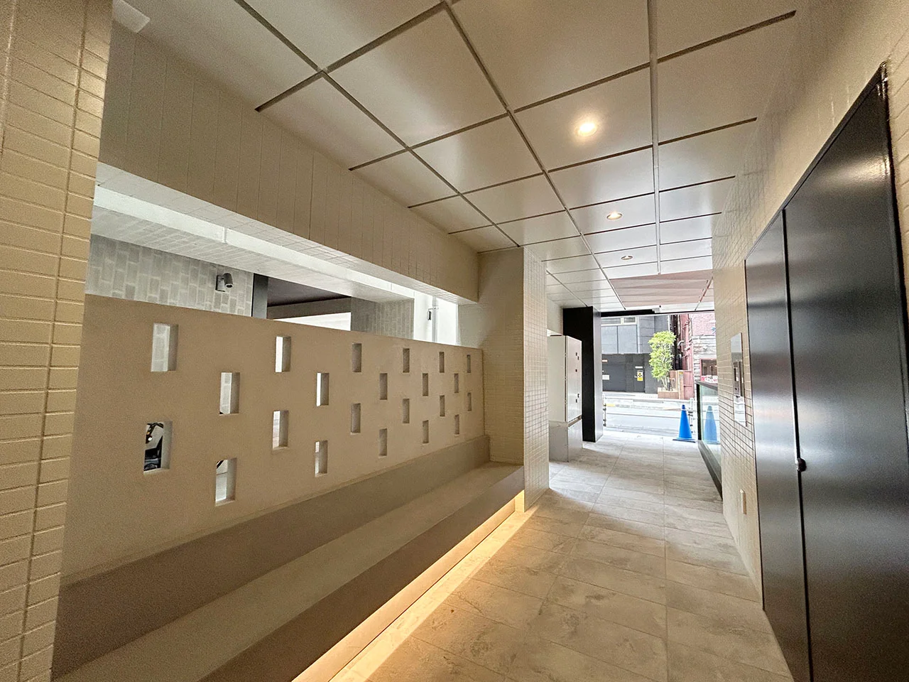 NOVEL WORK 新宿御苑 4 ビルエントランス 4