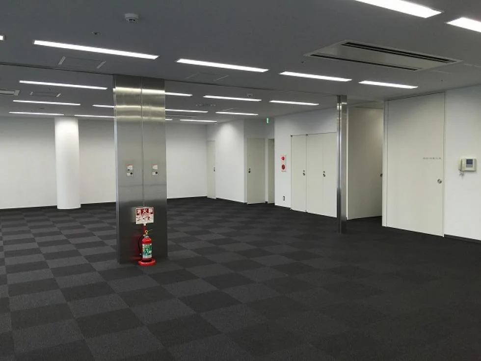 VORT西新宿Ⅲビル 8 執務室 13