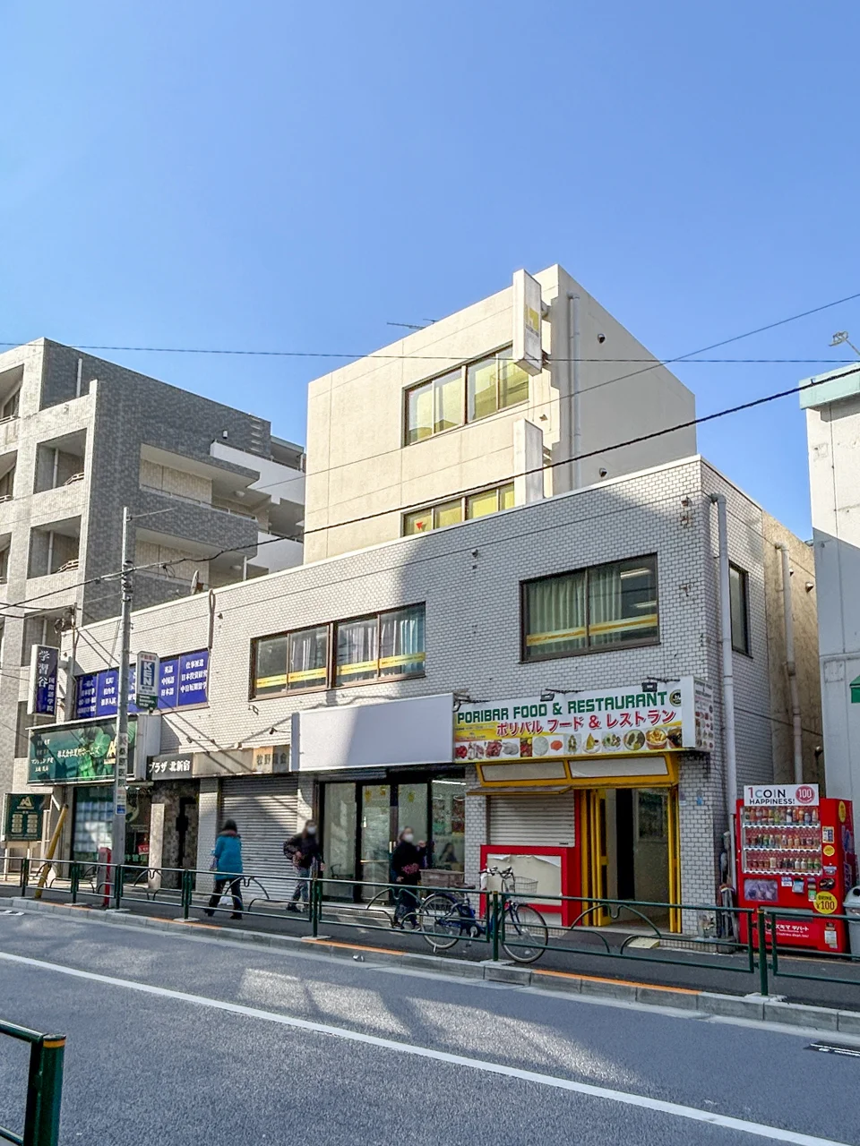 プラザ北新宿ビル B1 オフィスビル外観 1