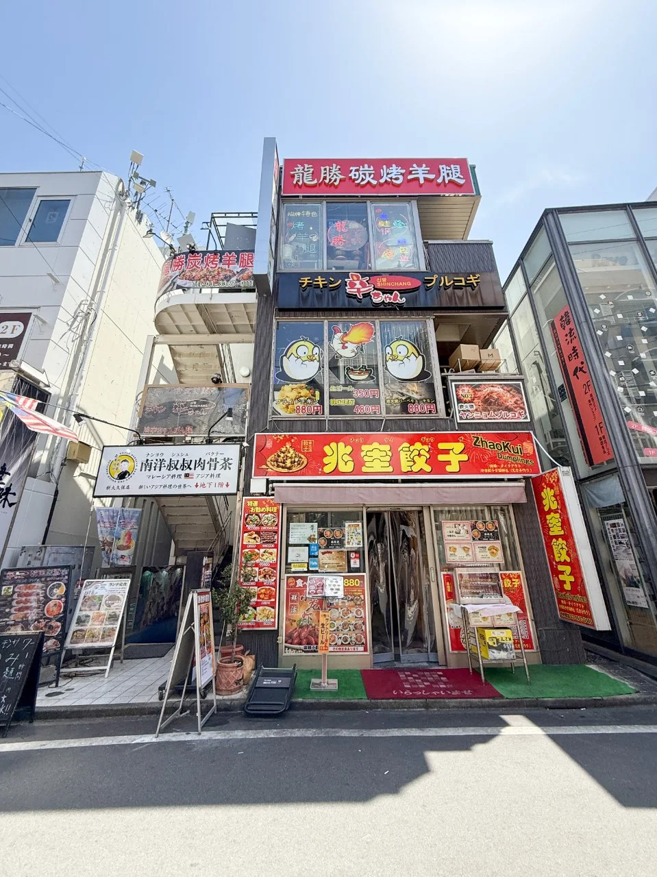 新大久保KMビル 2 オフィスビル外観 1