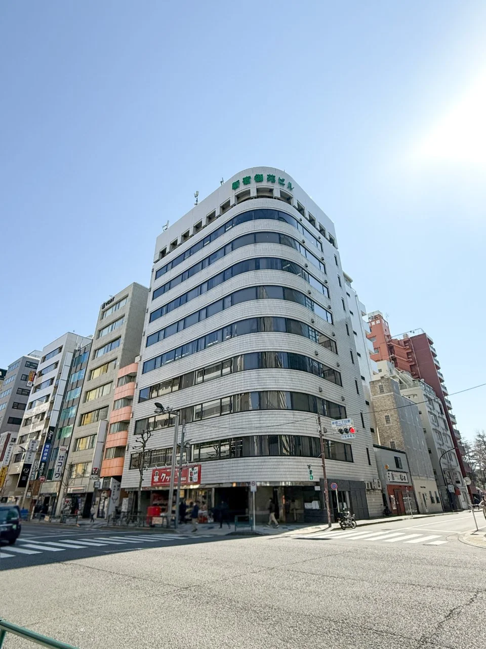 新宿御苑ビル 7 外観 1