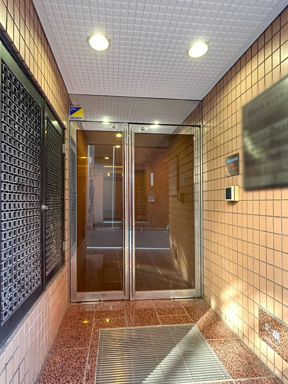 Dashビル 3 エントランス 4
