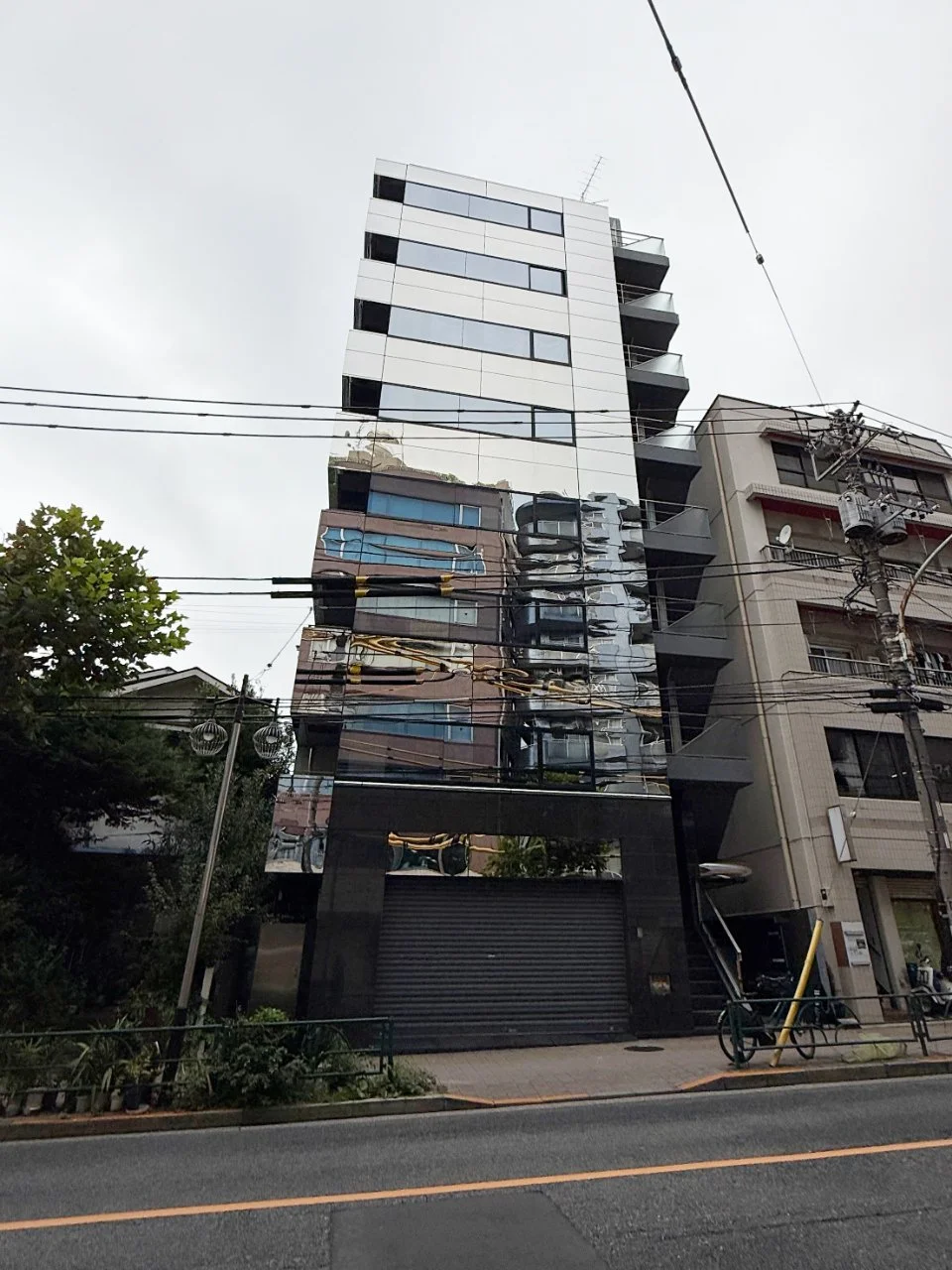 ISSHINJAPAN BUDL.(イッシンジャパンビル) 3 外観 1
