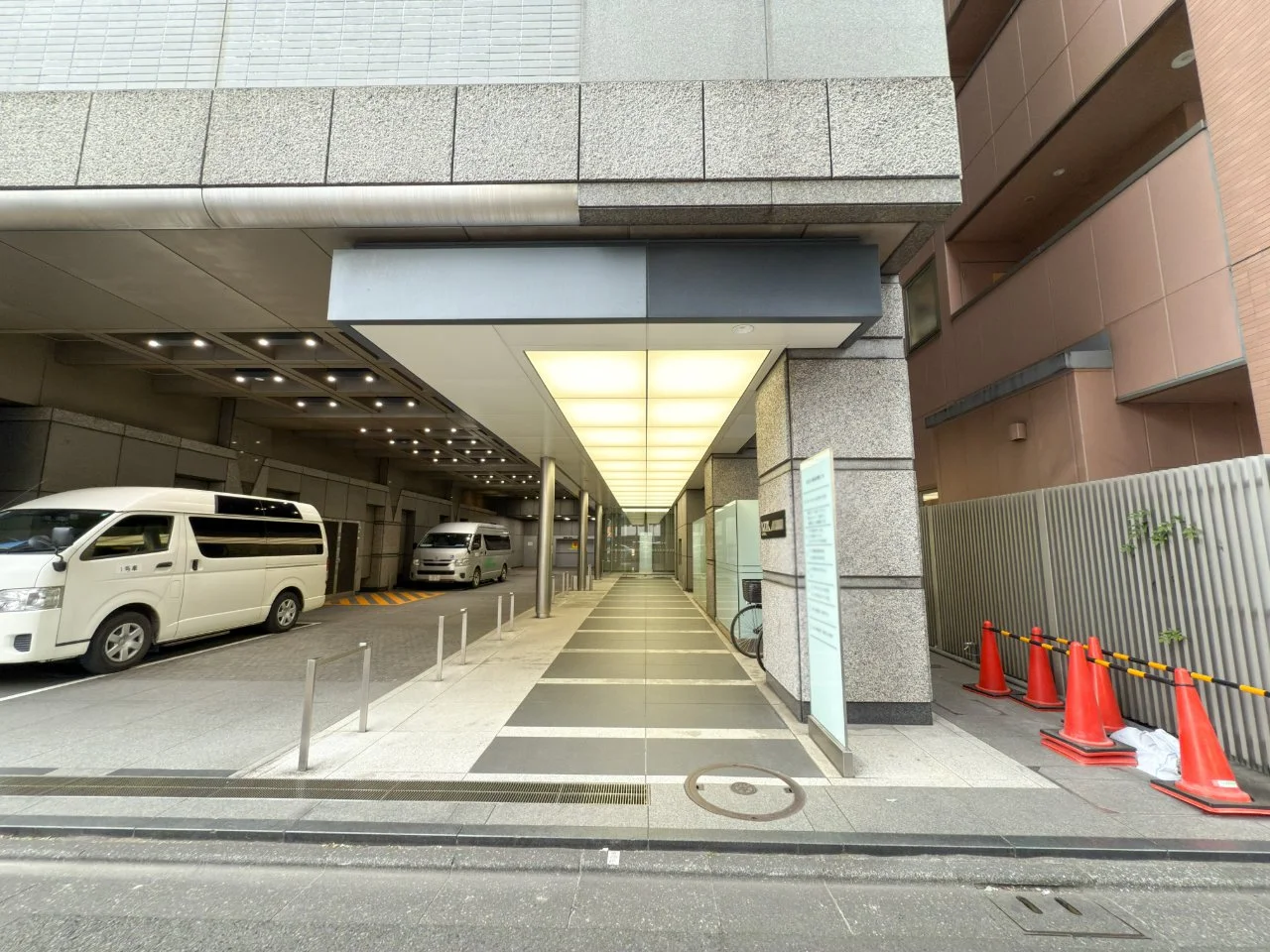 KDX飯田橋ビル 7 ビルエントランス 3