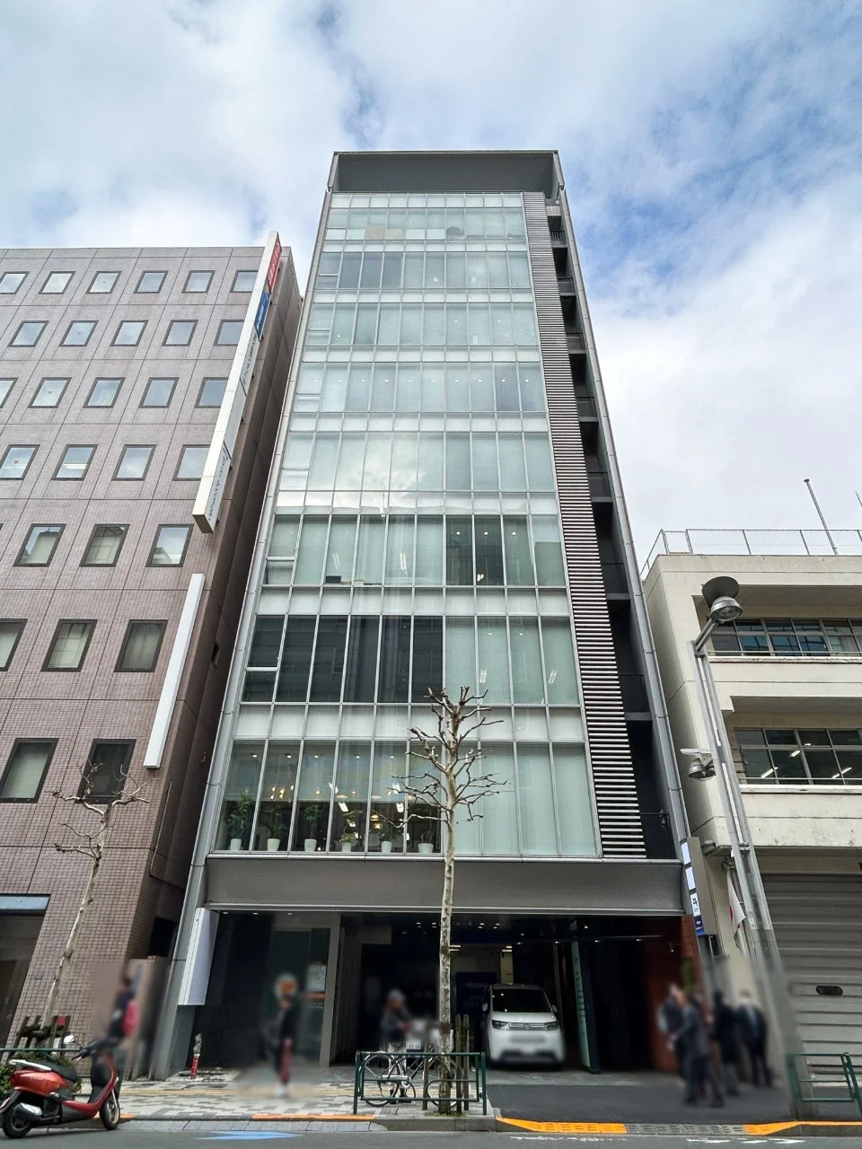 近鉄新宿御苑ビル 7 オフィスビル外観 2