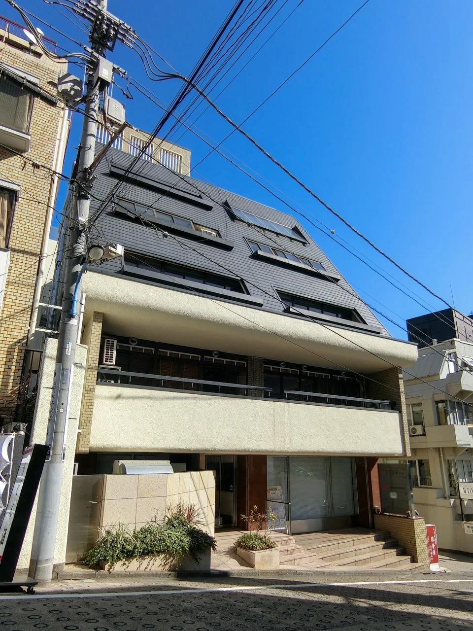 市谷左内坂ビル B1 オフィスビル外観 2