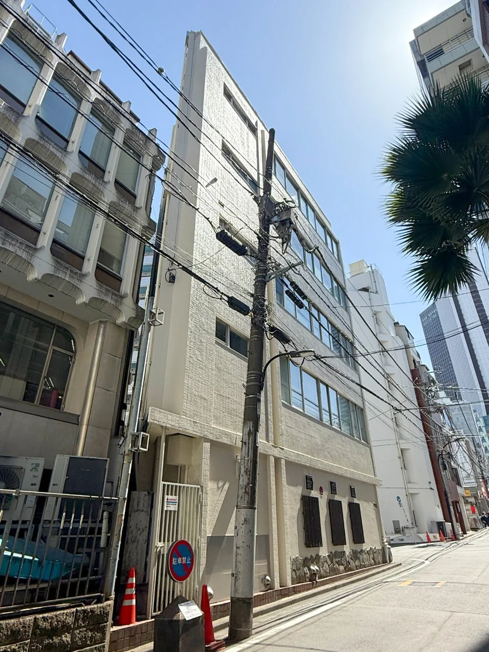 felicita西新宿ビル 4 オフィスビル外観 2