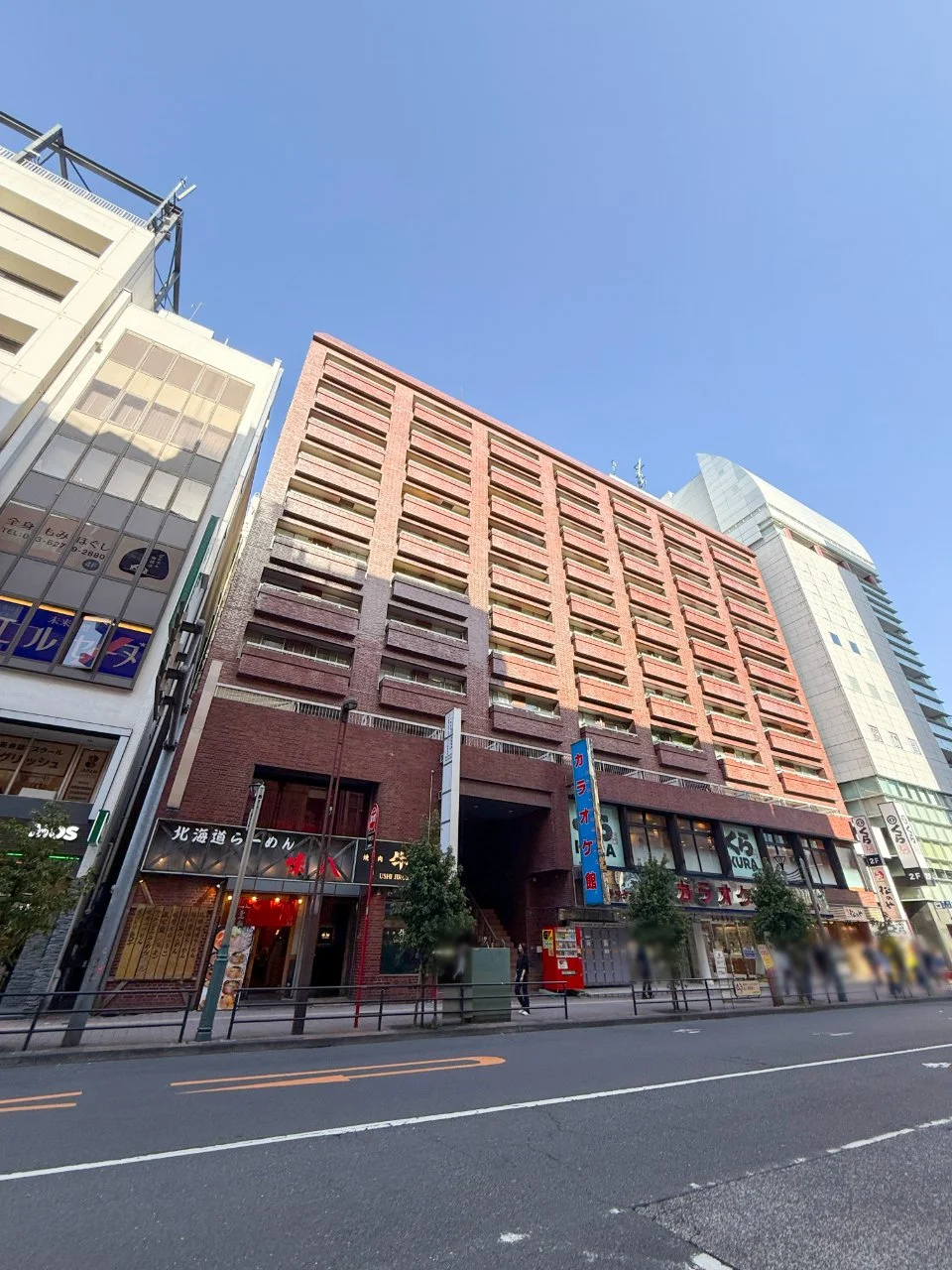 新宿ダイカンプラザA館 3 オフィスビル外観 1