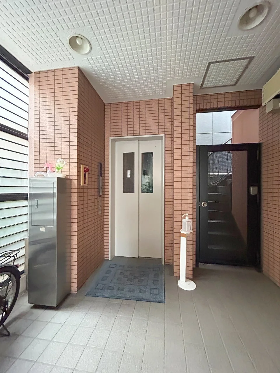 高岡ビル 2 共有部 10