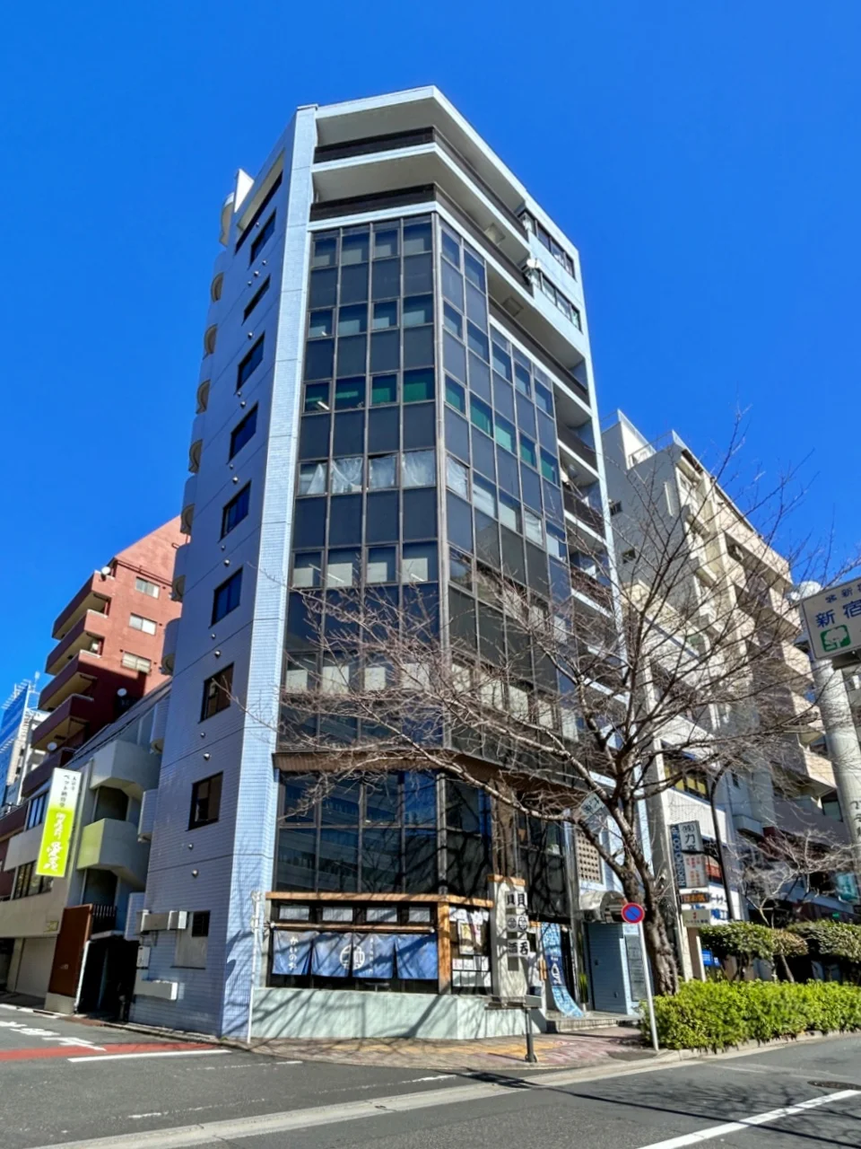 岩本和裁ビル 3 オフィスビル外観 1