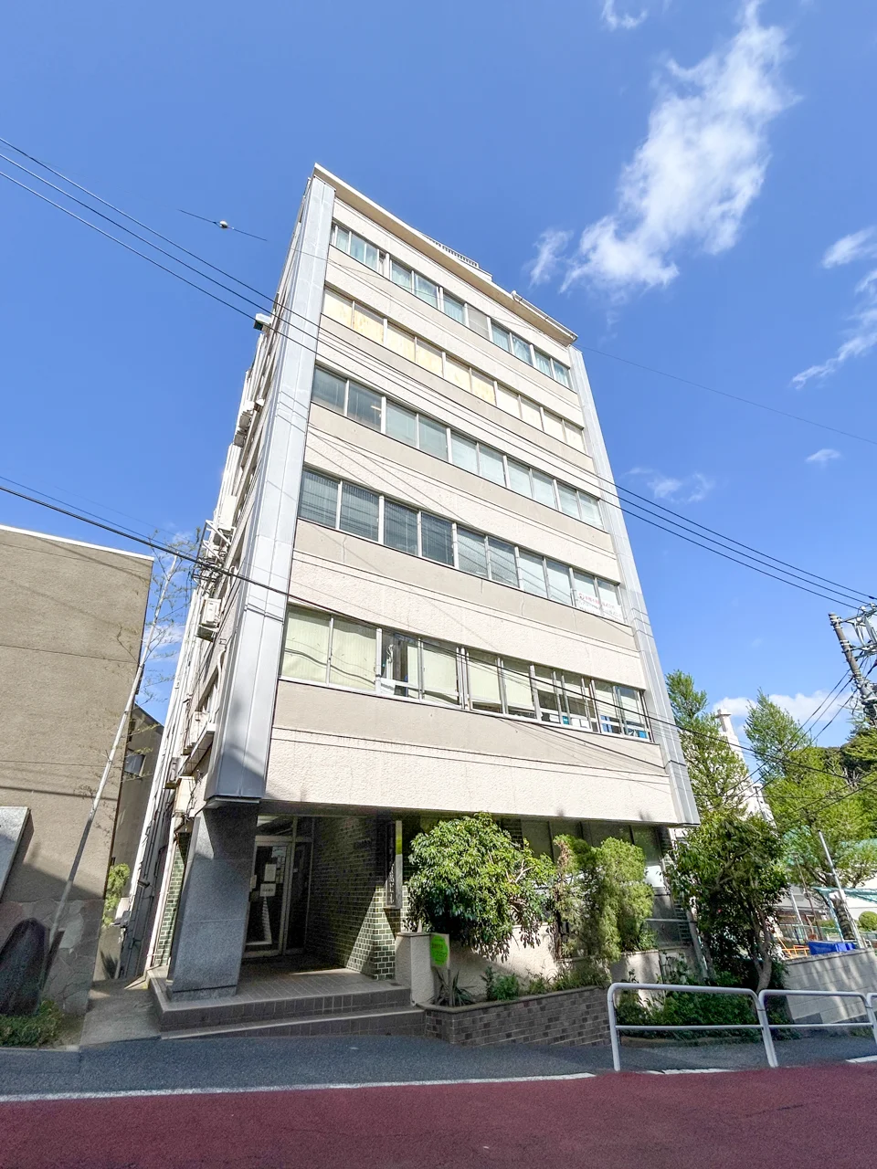 信濃町外苑ビル 4 オフィスビル外観 1