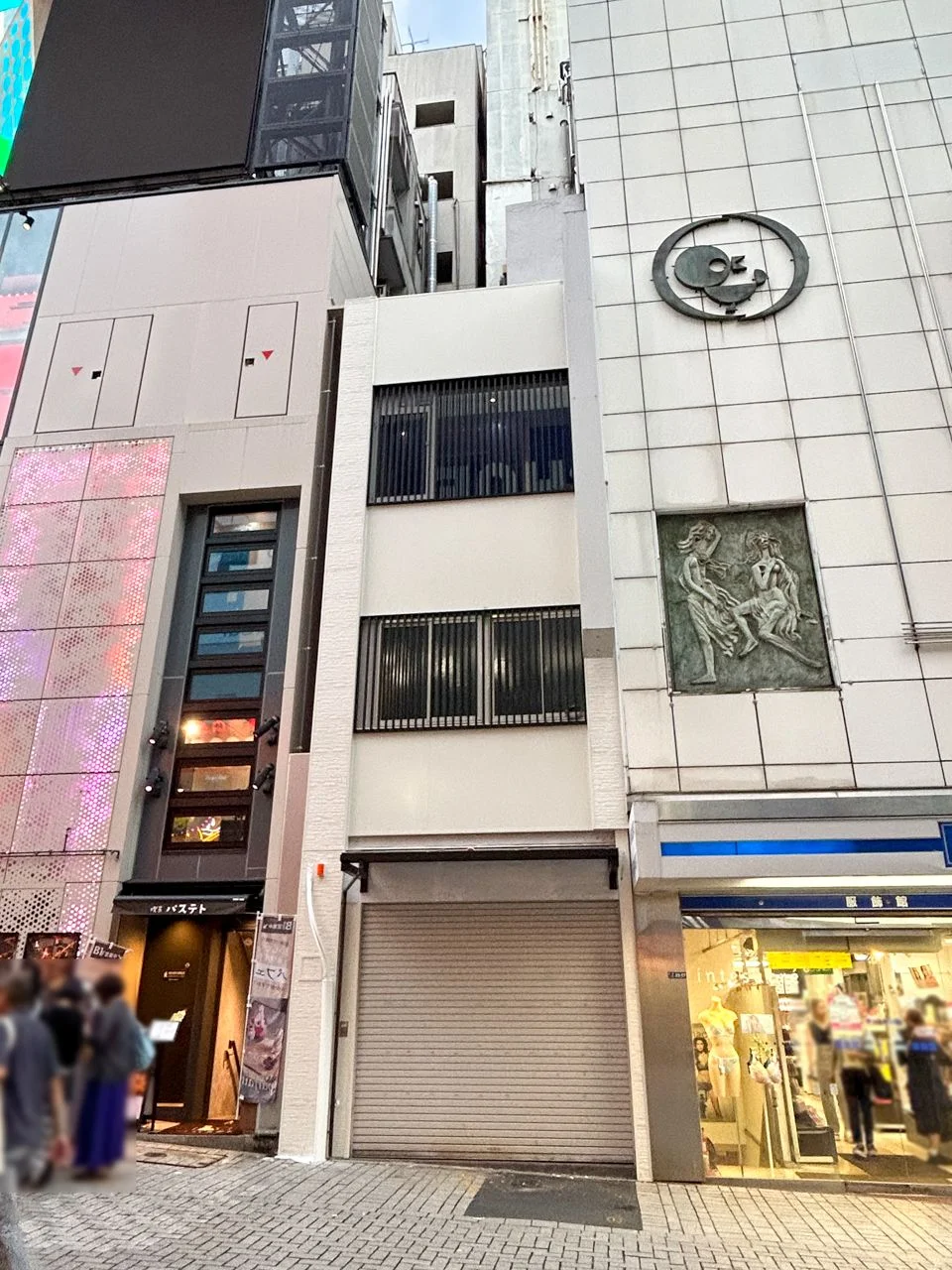 新宿東口大野ビル 一棟貸し 外観 1