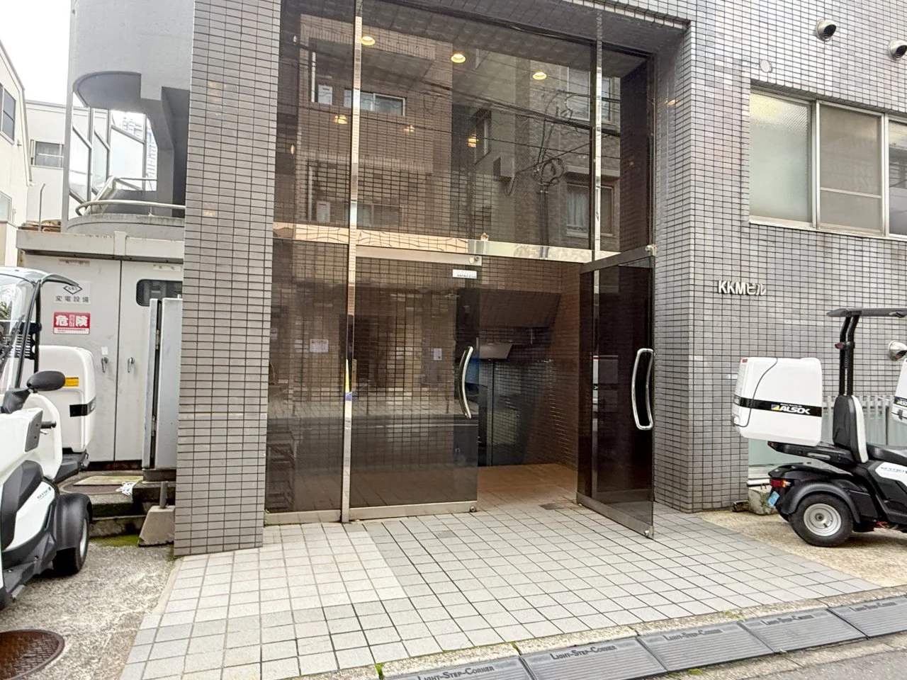 KKMビル 3 エントランス 4