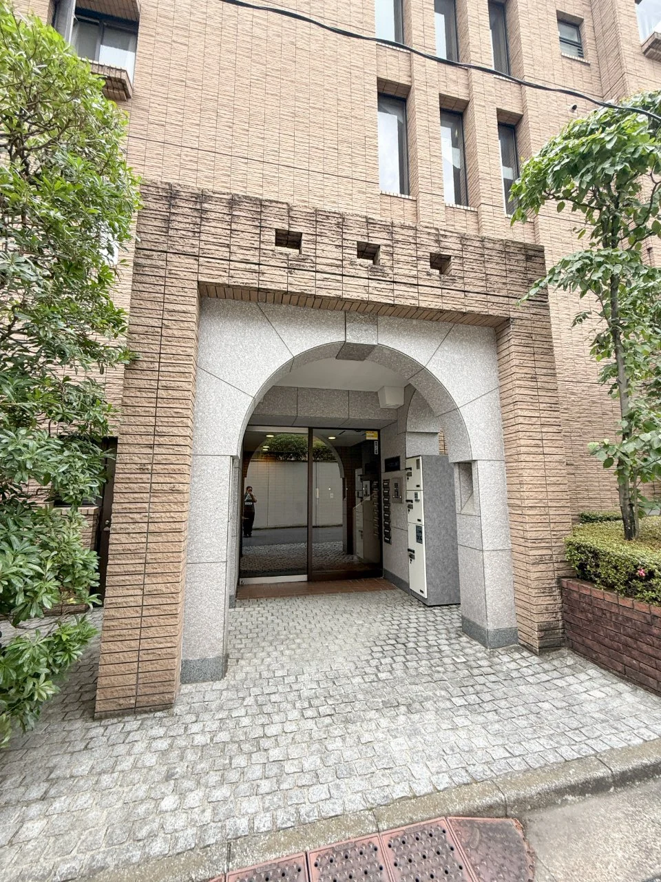 マヤ信濃町三番館ビル 3 ビルエントランス 3