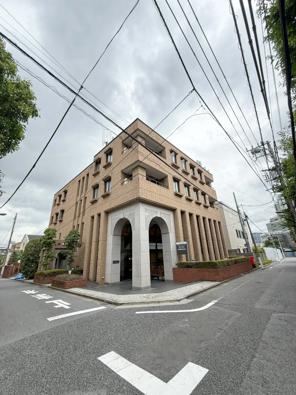 マヤ信濃町三番館ビル 3 オフィスビル外観 1