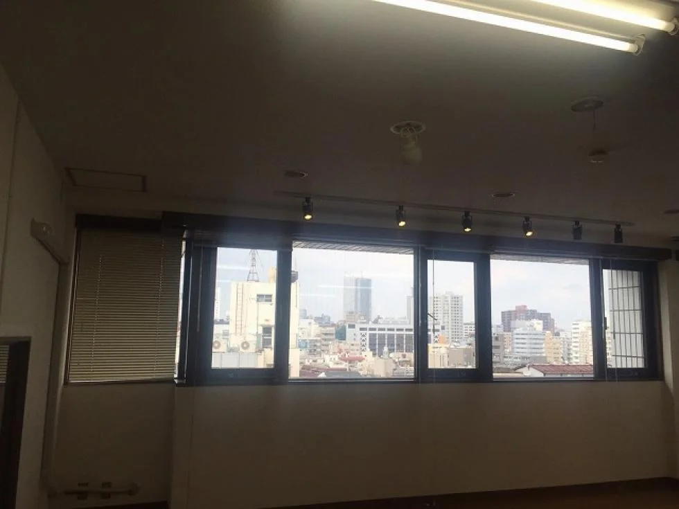 荒井ビル 6 執務室 9