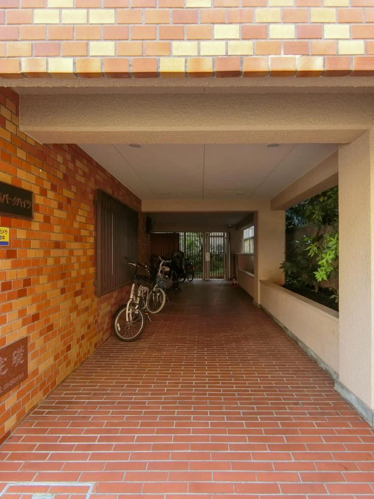 加藤パークハイツ 1 エントランス 3