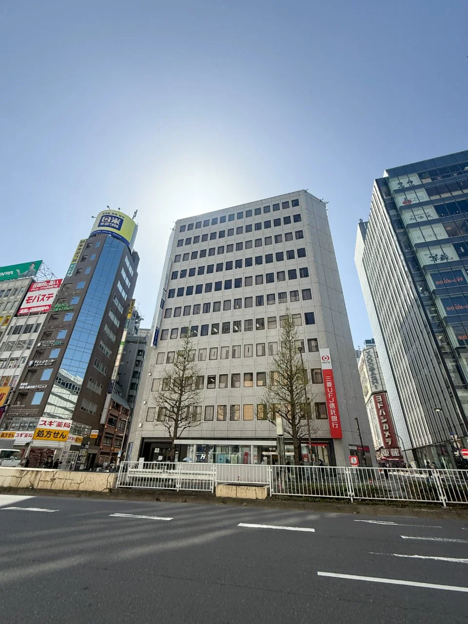 日本生命新宿西口ビル 1 オフィスビル外観 2