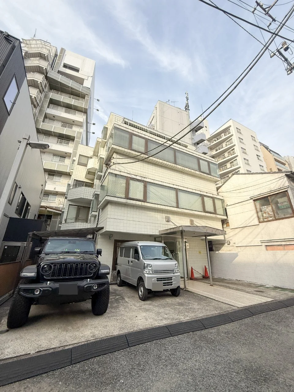 新宿YTビル 3 オフィスビル外観 2