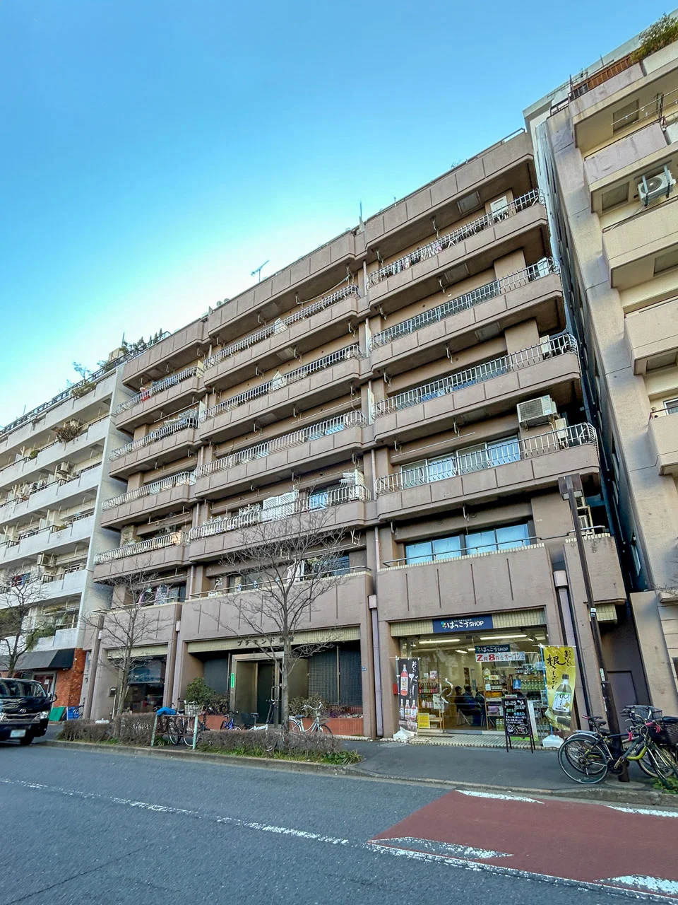 プチモンド新宿ビル 1 オフィスビル外観 1