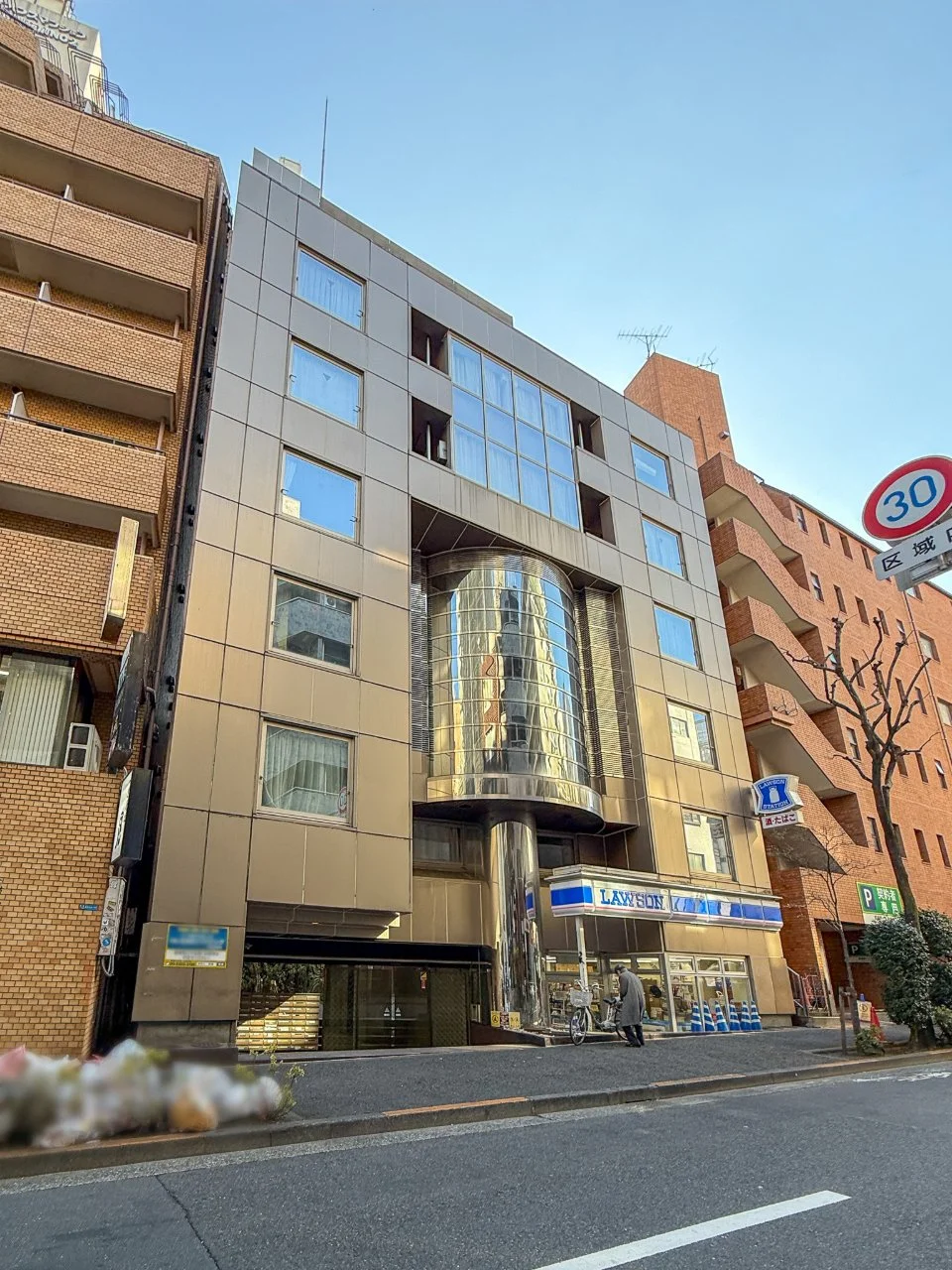 エルハイム新宿ビル 4 オフィスビル外観 1