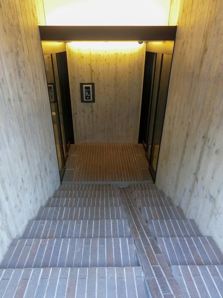 Court Modelia YOTSUYA ARAKICHO(コートモデリア 四谷荒木町) 3 エントランス 4