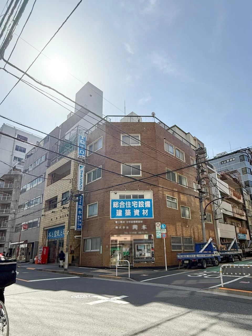 岡本ビル 2 外観 1