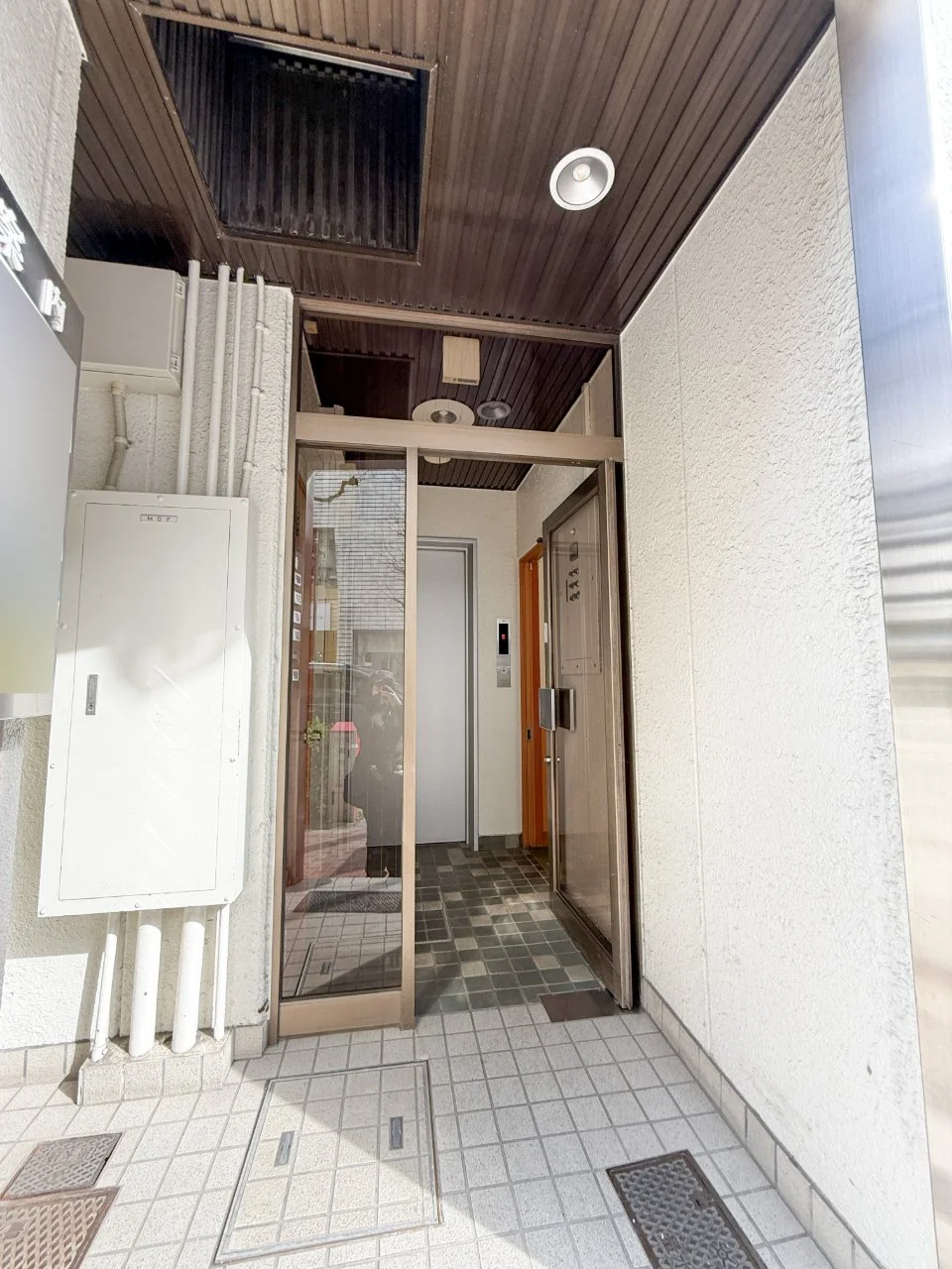 新宿内藤ビル 5 エントランス 4