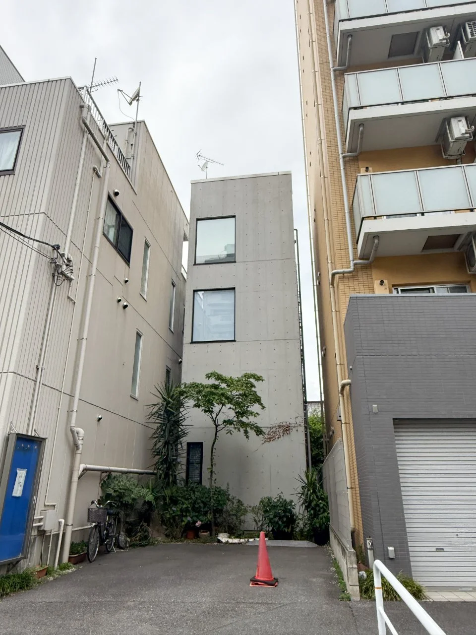 ARK HOUSE R 1階〜4階一棟貸し 外観 2
