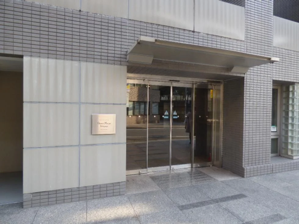 グランマルジュ市ヶ谷 1 ビルエントランス 6