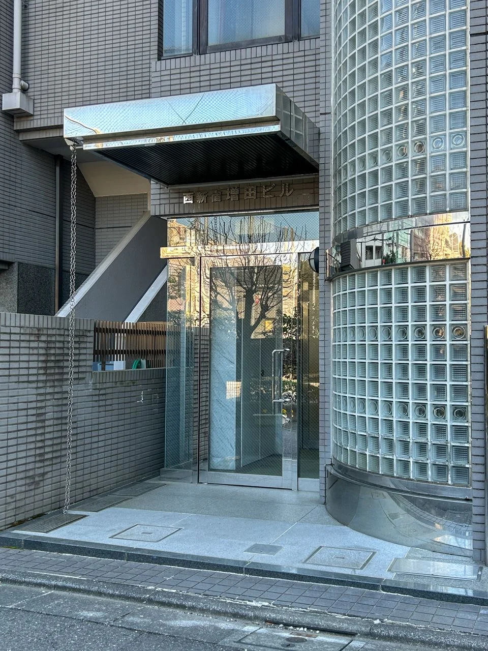 西新宿増田ビル 3 エントランス 4
