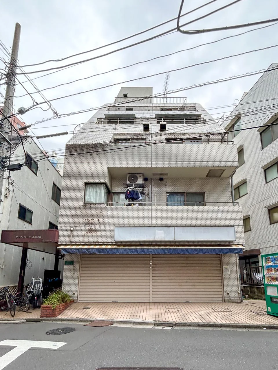 グランドール西新宿ビル 3 外観 1