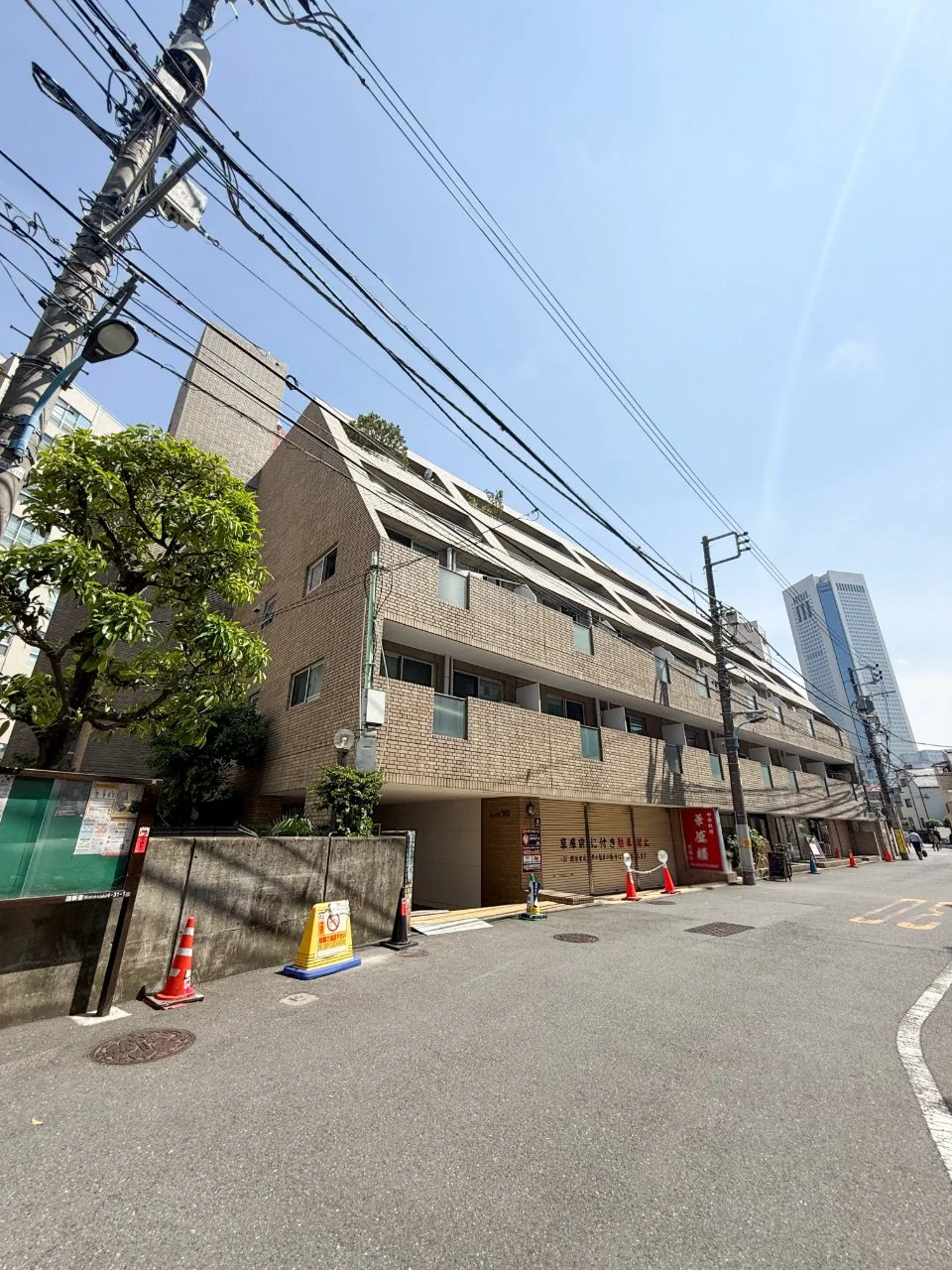 シェモワ新宿ビル 1 オフィスビル外観 1