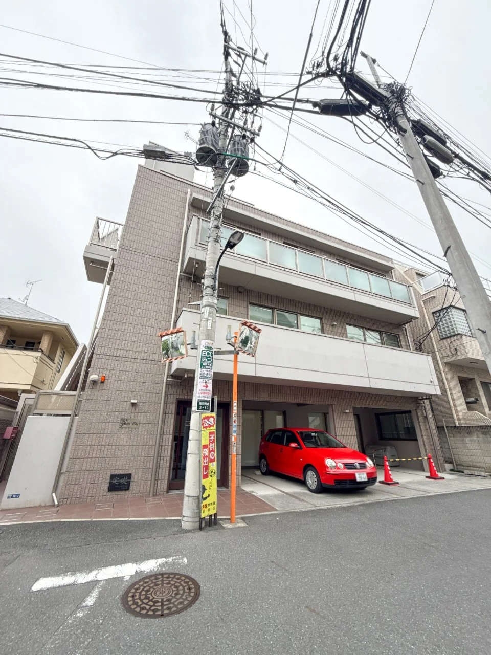 Asahi Bldg. 1階から3階1棟貸し 外観 2