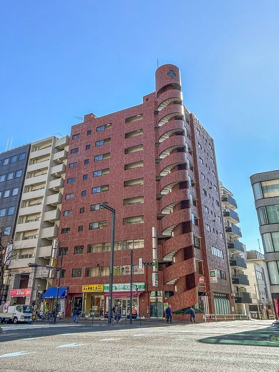 コーポクローバ駒井 8 オフィスビル外観 1