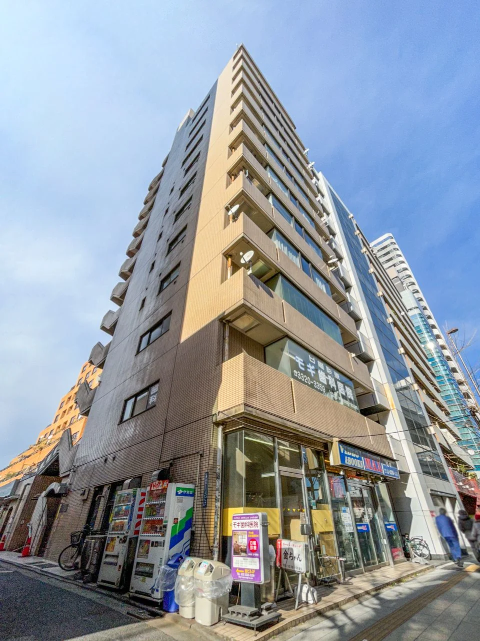 西新宿パールビル 1 オフィスビル外観 1