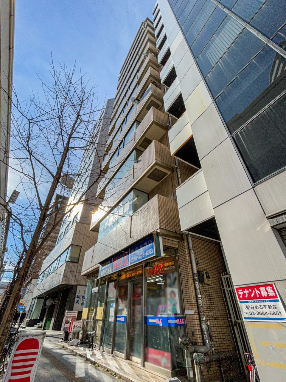 西新宿パールビル 1 オフィスビル外観 2