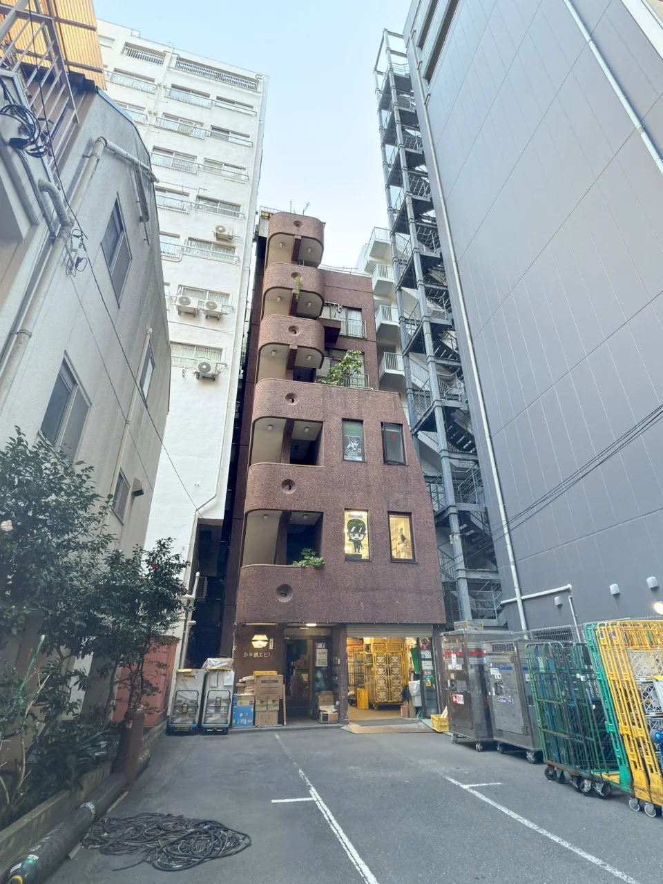 新井鐵工ビル 2 外観 2