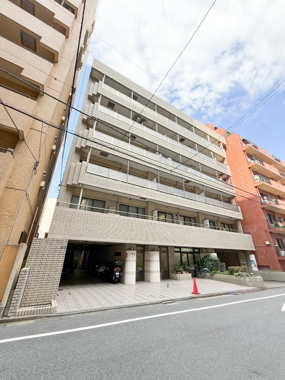 エクセルコート新宿ビル 3 オフィスビル外観 1