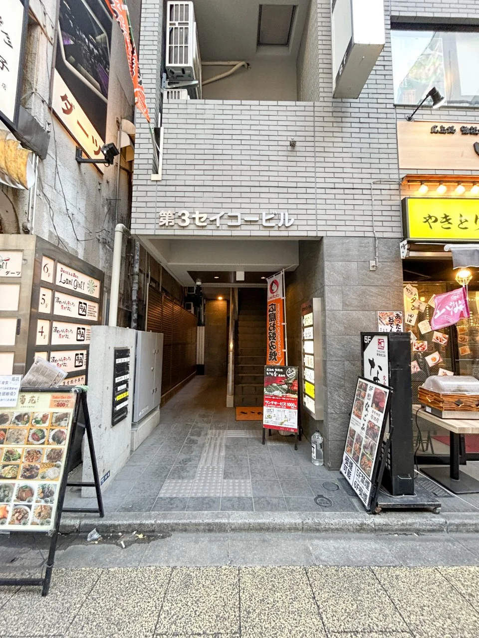 第3セイコービル 3 エントランス 3