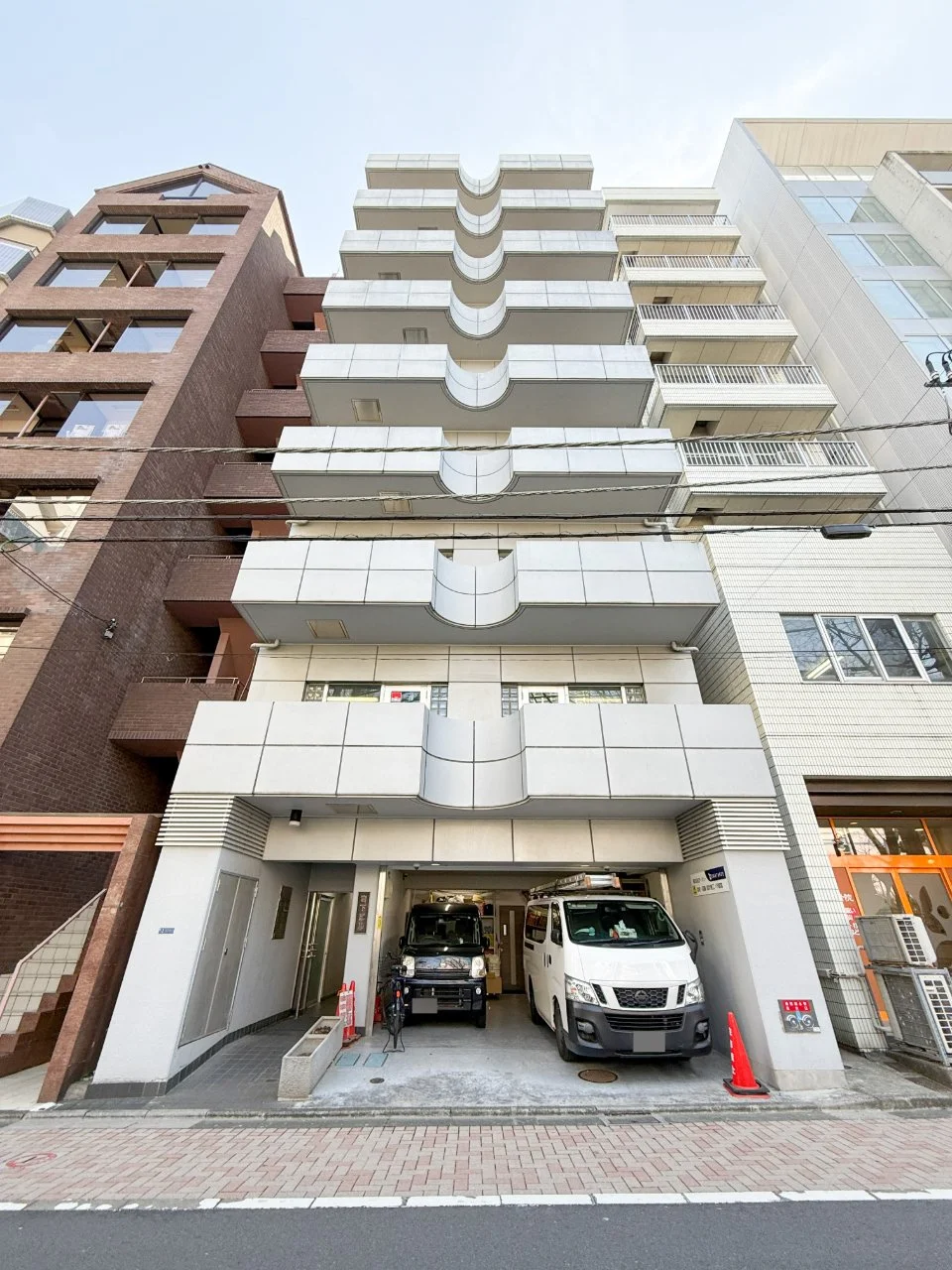 岩下ビル 7 外観 1