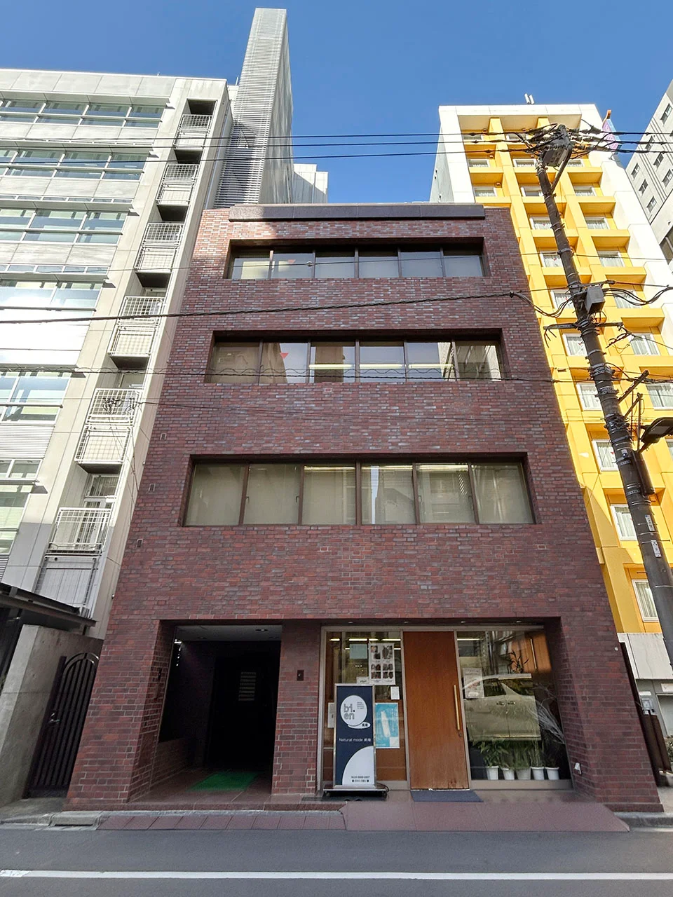 新宿村田ビル 2 オフィスビル外観 2