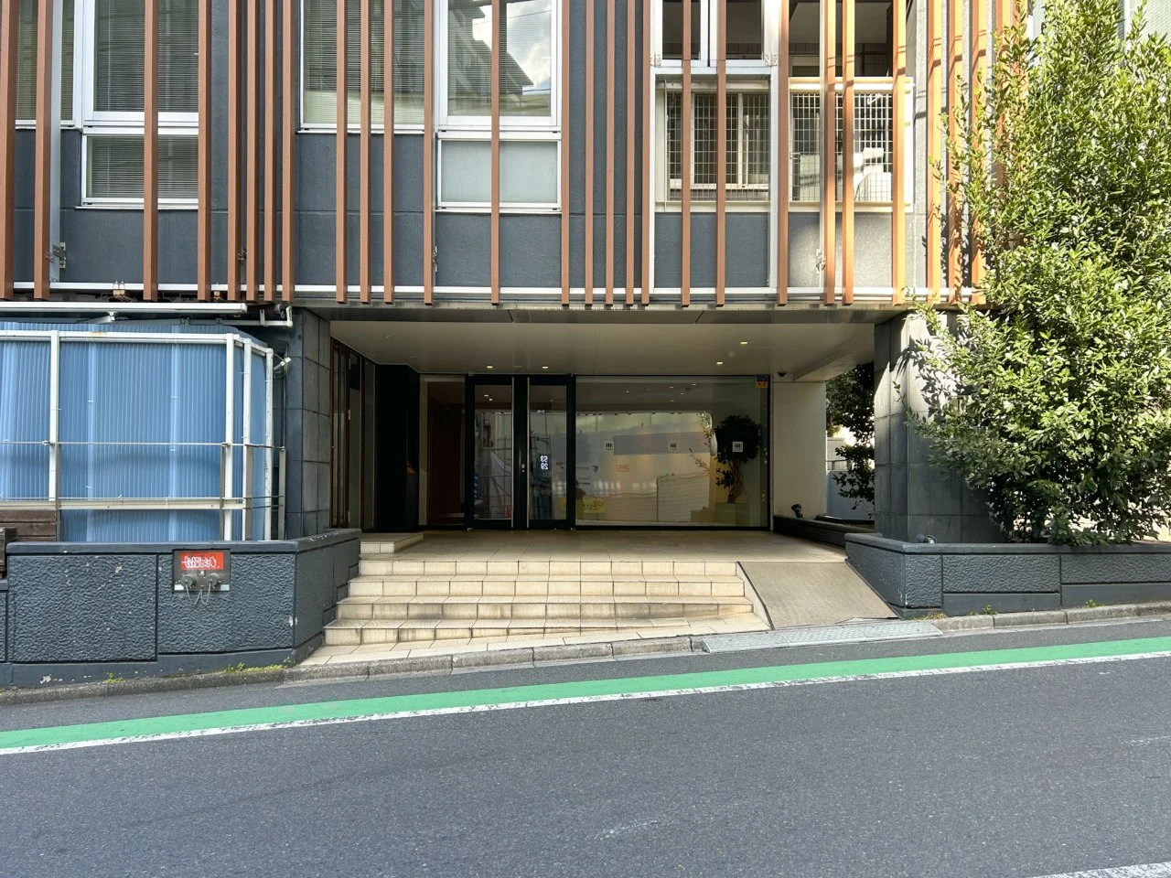 エルプリメント新宿(ELPULIMENTO shinjyuku) 3 エントランス 3