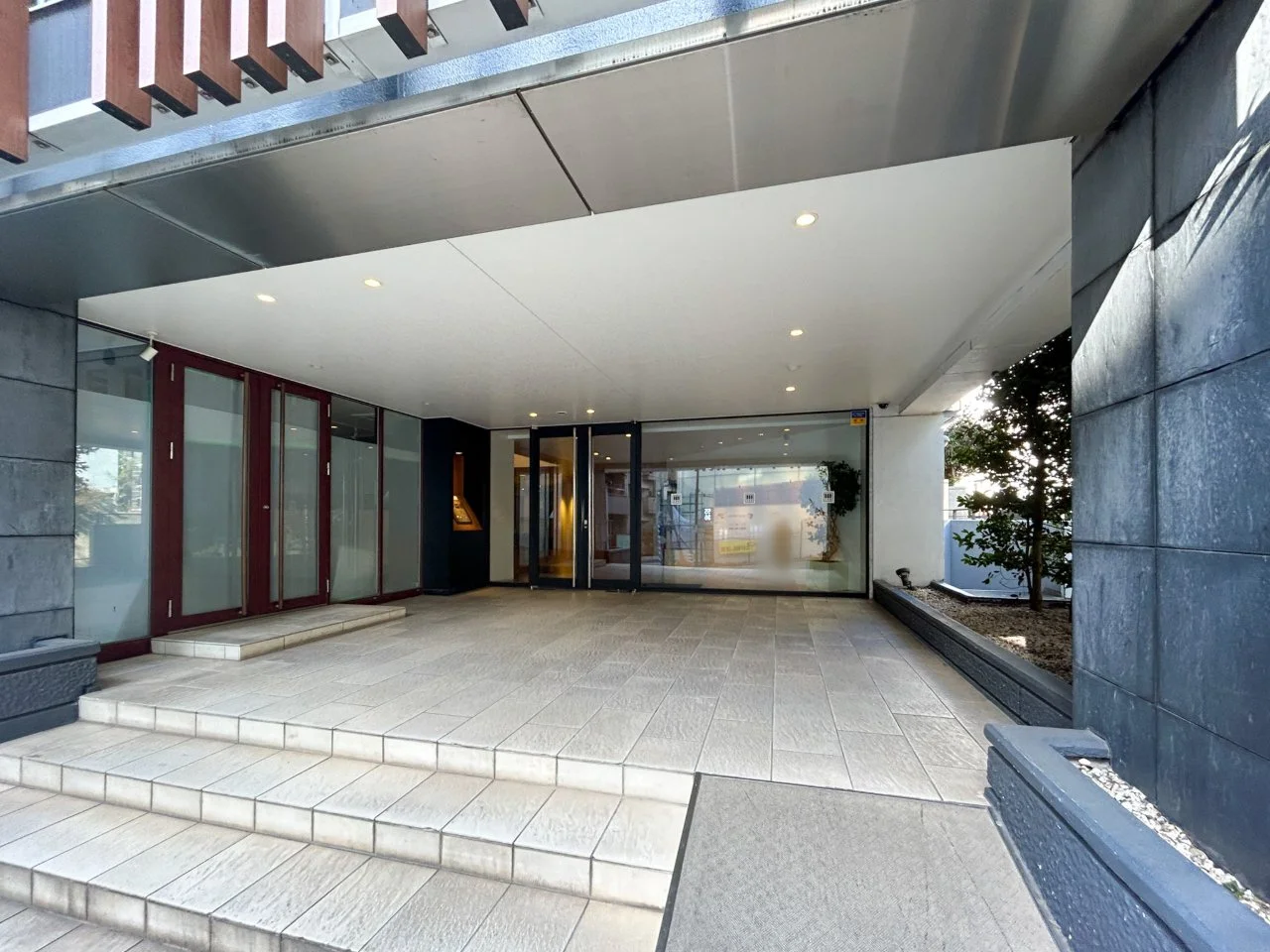 エルプリメント新宿(ELPULIMENTO shinjyuku) 3 エントランス 4