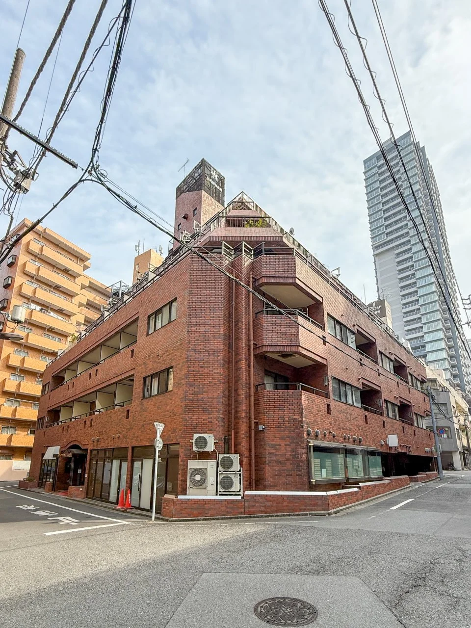 ロイヤルハイツ新宿御苑 4 外観 1