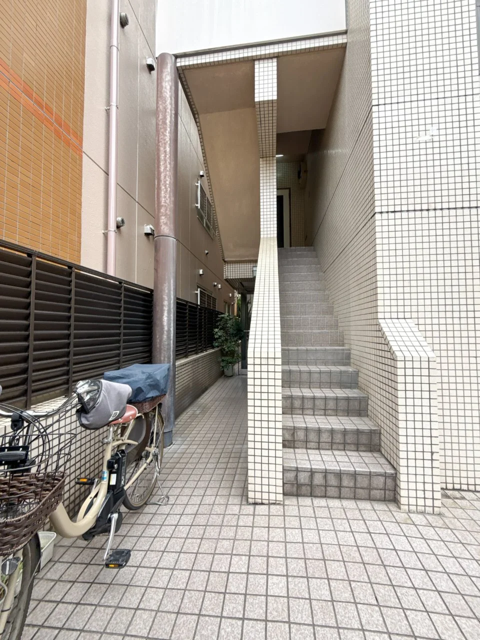 大野ビル 3 ビルエントランス 3