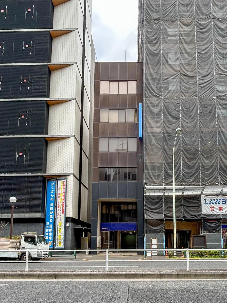渋谷ビル 3 オフィスビル外観 2