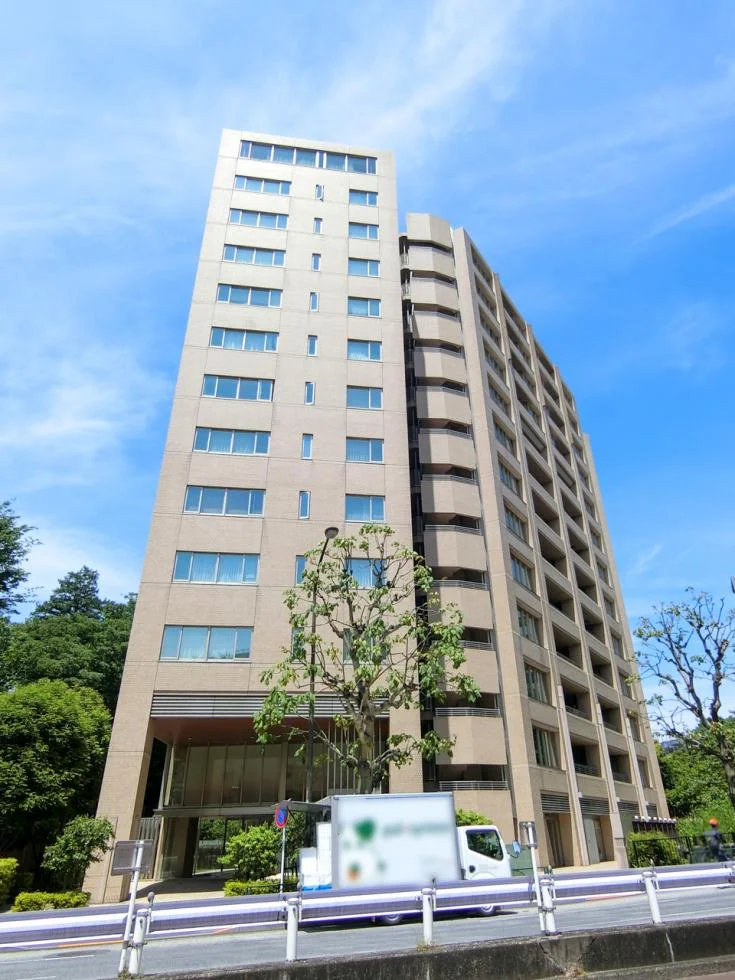 プラウド新宿御苑エンパイアビル 1 外観 1